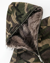 Camouflage winterjas met bontvoering en capuchon – Ysaline