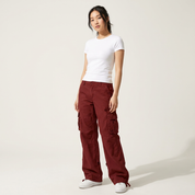 Cargo broek voor dames met rechte pijpen en streetstyle look