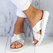Comfortabele metallic slippers - Elise
