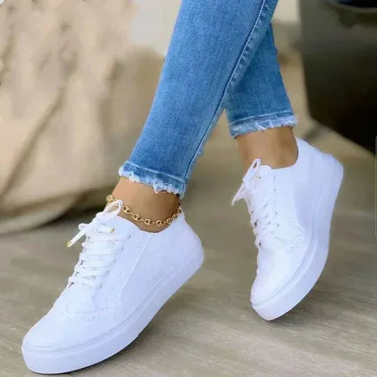 Comfortable women's sneakers