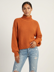 Comfortabele gebreide trui met hoge hals en relaxte pasvorm