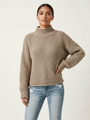 Comfortabele gebreide trui met hoge hals en relaxte pasvorm