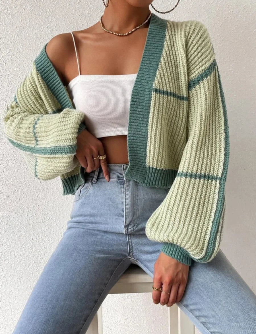 Comfycroppedcardigan_Livia00001.jpg