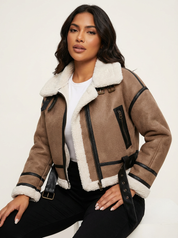Cropped sherpa bikerjas met riemdetail – Valentina