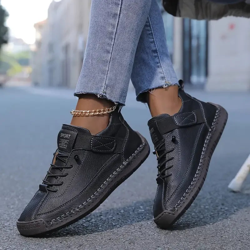 Dames Casual Sneakers – Veters en Klittenbandsluiting