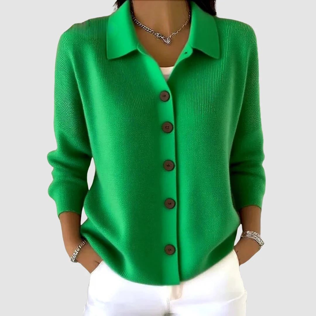 Dames gebreid vest in groen, kraag met knoopsluiting, lange mouwen, ronde knopen.