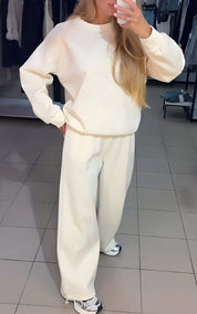 Dames Tweedelige Set – Trui en Wijde Broek met Glitterdetails