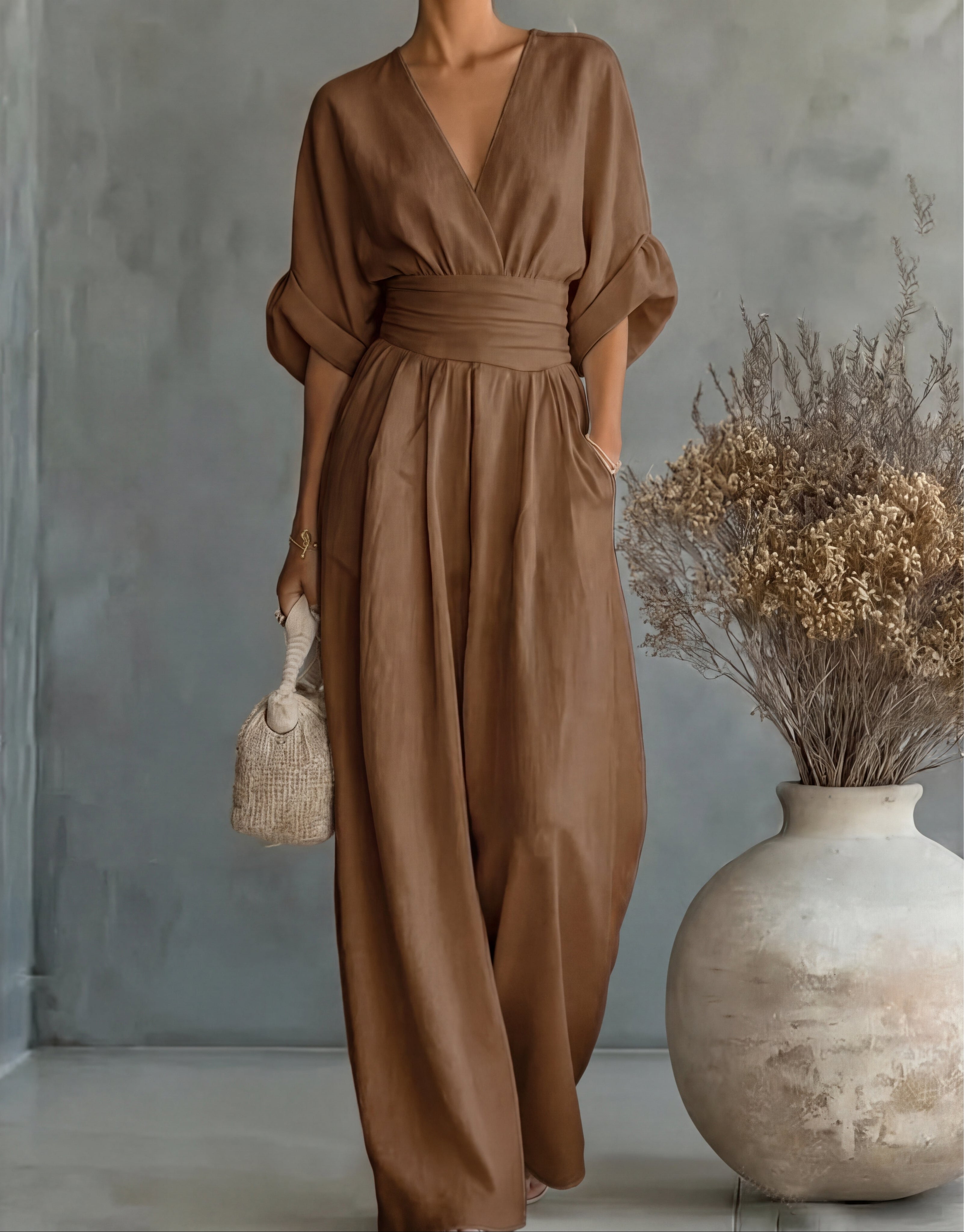 Elegant wide-leg jumpsuit - Isabella