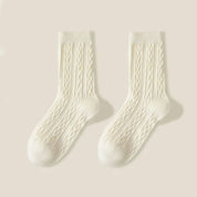 Dames sokken met kabelpatroon – Willow