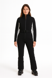 Elegant aansluitend dames skipak met riem en contrasterende details