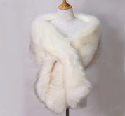 Elegante faux fur omslagsjaal - Aurora