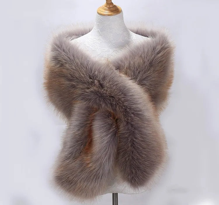 Elegante faux fur omslagsjaal - Aurora