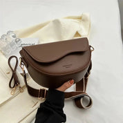 Elegante halvemaan crossbodytas - Sofia