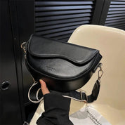 Elegante halvemaan crossbodytas - Sofia