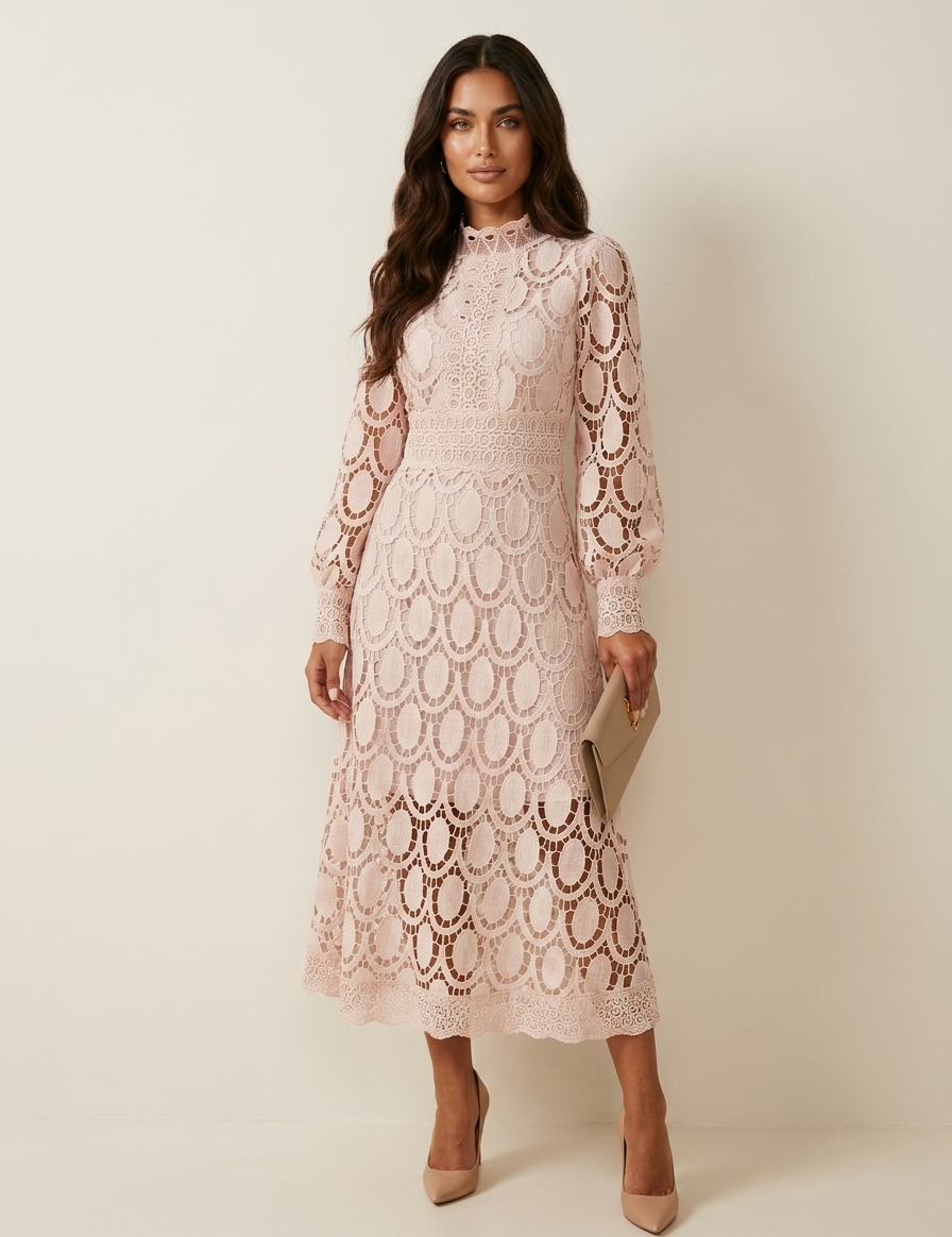 Elegant lace maxi dress – Amélie