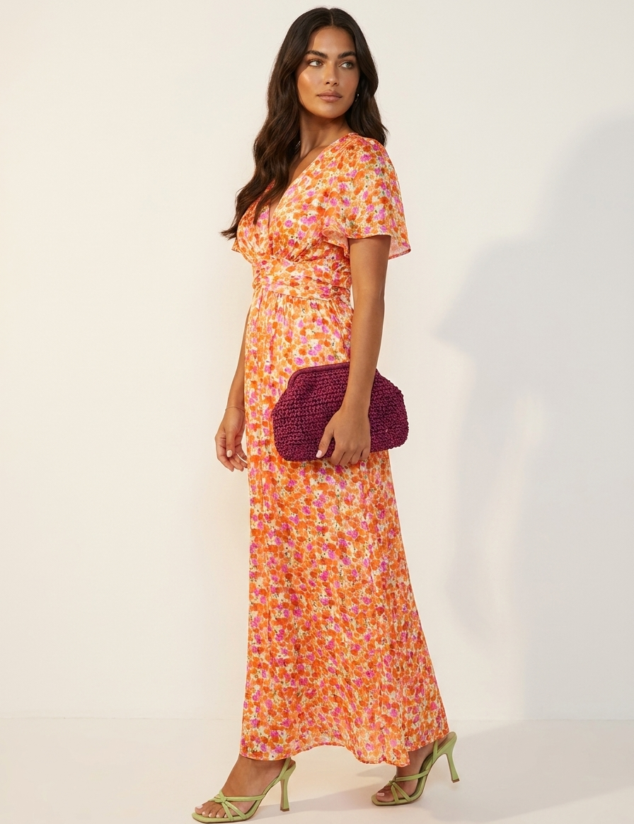 Elegante_maxi_bloemenjurk_met_V-hals_-_Am_lie_2.png