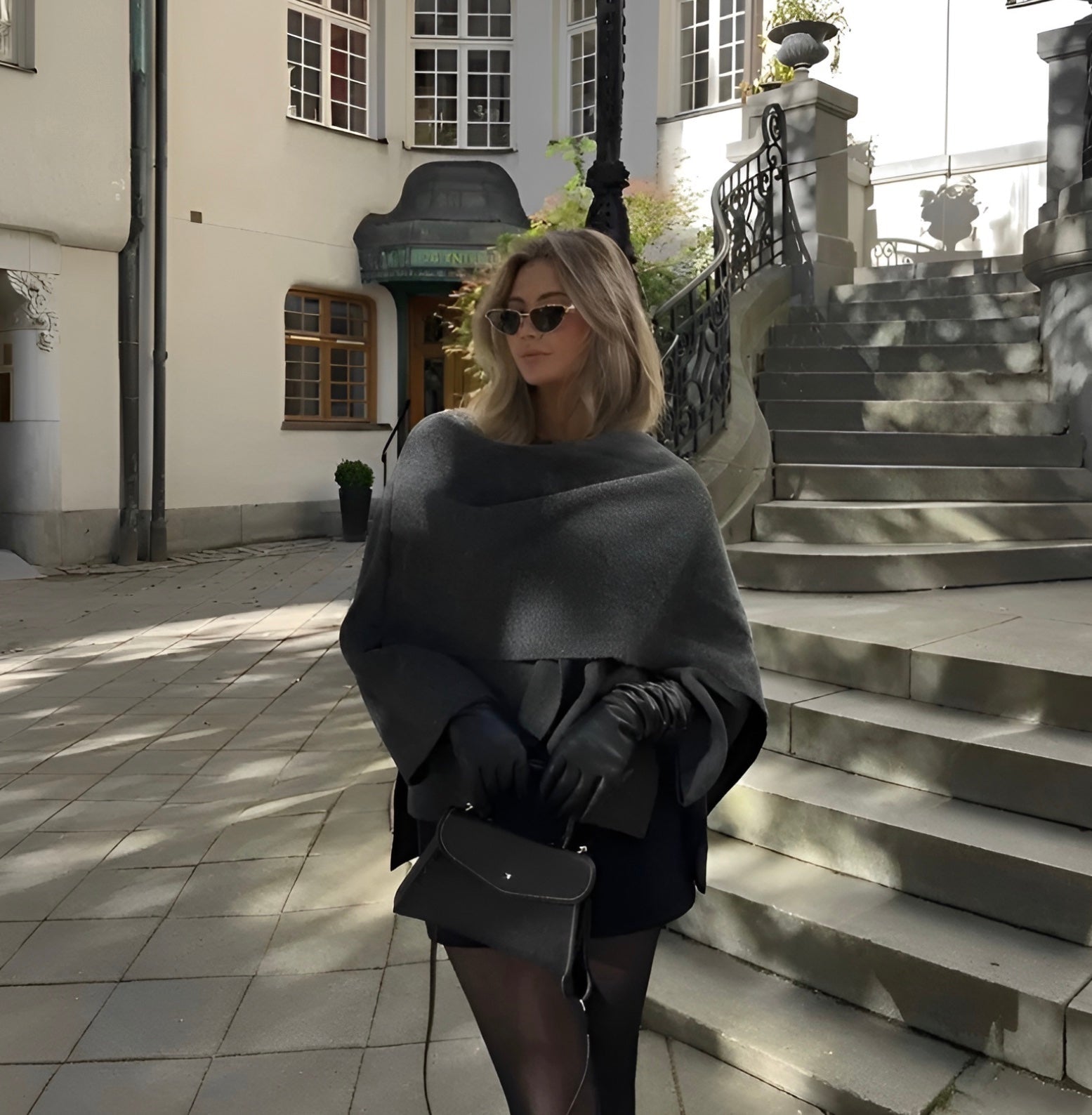 Elegante cape mantel met sjaalkraag en losse pasvorm voor dames