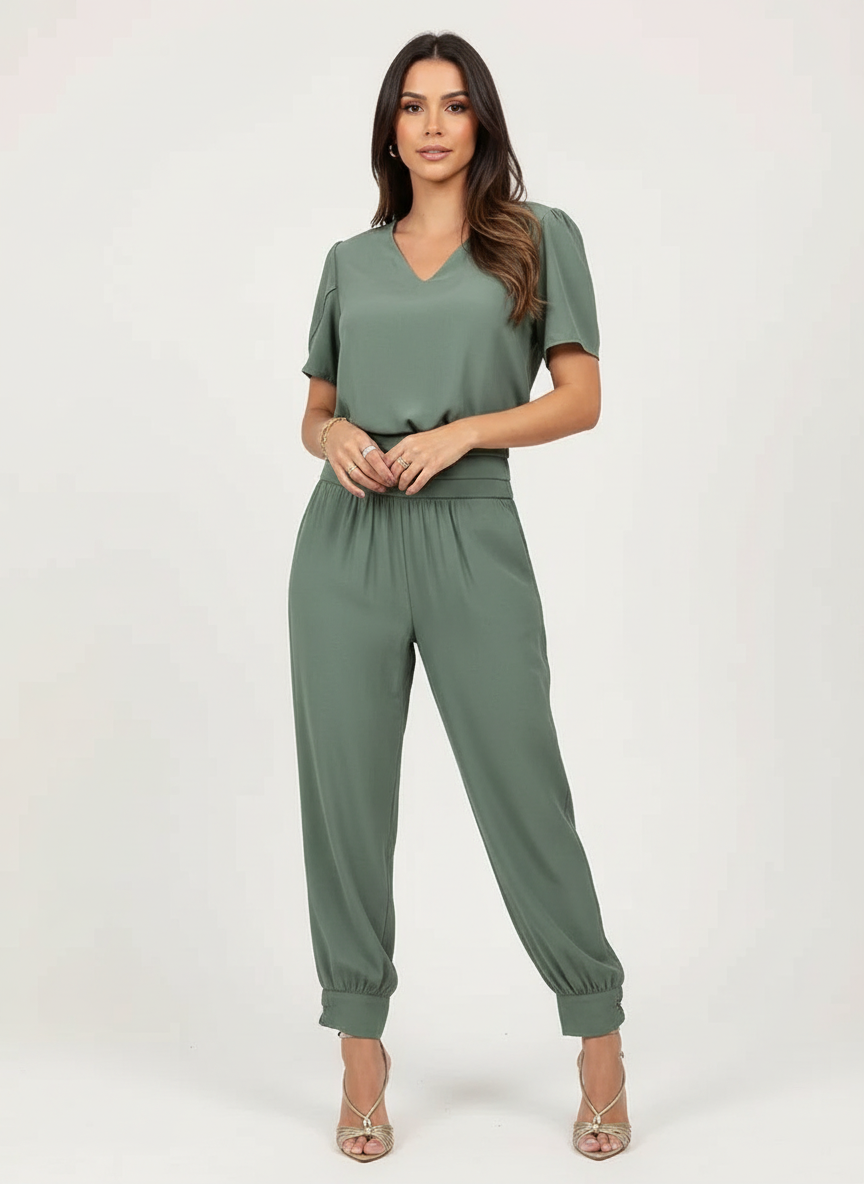 Elegante comfort set met V-hals – Elara