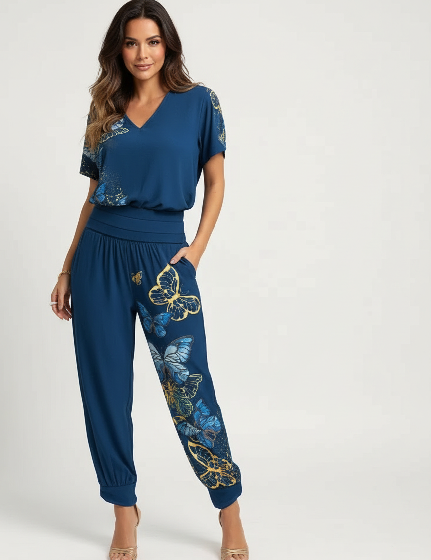 Elegant comfort set with V-neck – Elara