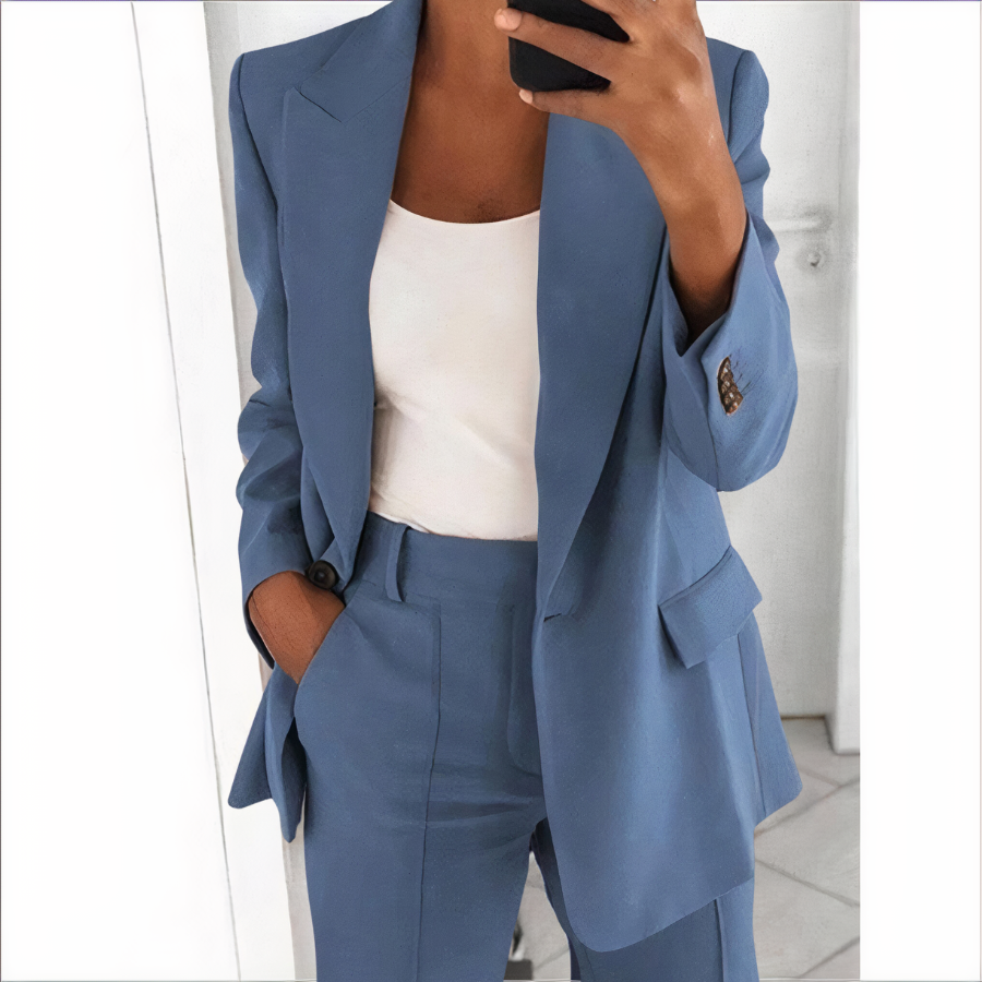 Elegant women's blazer and trousers set – Amara