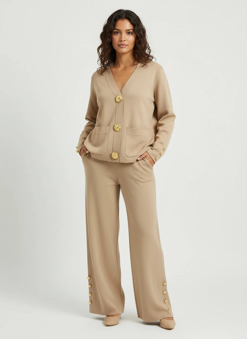 Elegante dames knit set met gouden knopen – Genevieve