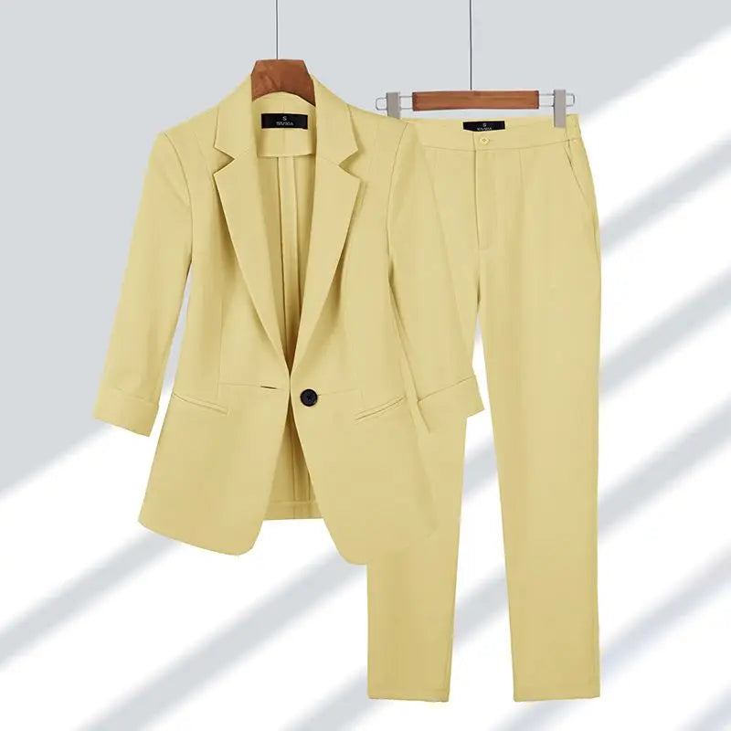 Elegante dames pakset met blazer en pantalon – Elowen