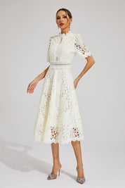 Elegante kanten midi jurk met verfijnde details