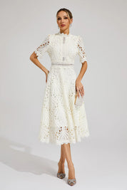Elegante kanten midi jurk met verfijnde details