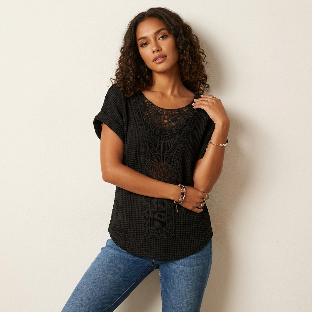 Elegant lace top with round neck and short sleeves – Isabella