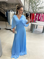 Elegante maxi jurk met plissérok en wijde mouwen