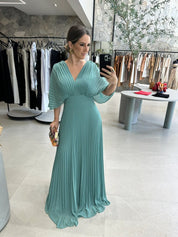 Elegante maxi jurk met plissérok en wijde mouwen