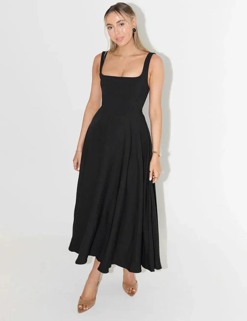 Elegant midi dress for women with a square neckline