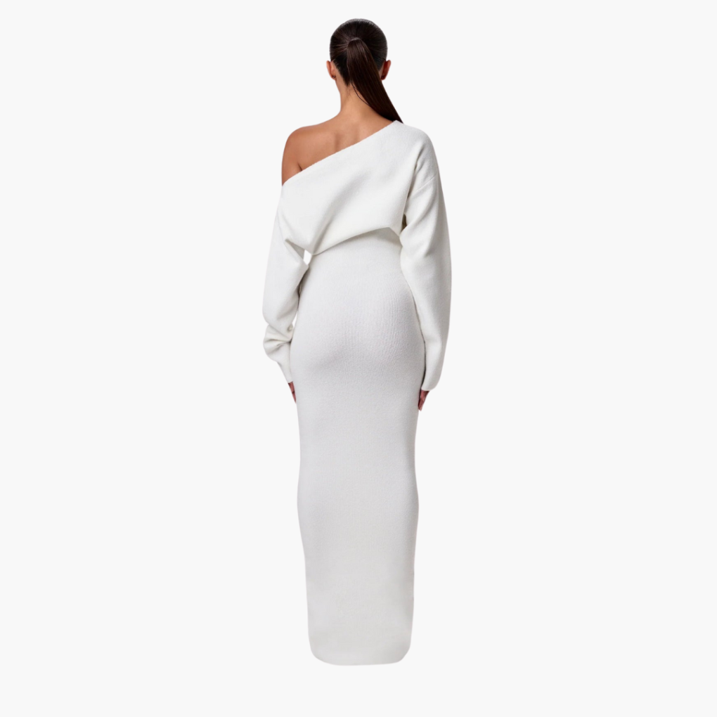 Elegante off-shoulder gebreide maxi jurk met asymmetrische halslijn