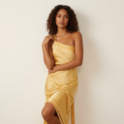 Elegante one-shoulder satijnen avondjurk – Valéry