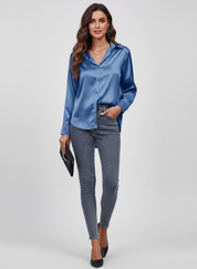 Elegante satijnen damesblouse met lange mouwen