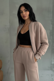 Elegante tweedelige dames loungeset met wijde broek