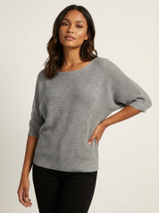 Fijngebreide dames trui met vleermuismouwen en boothals – Marilou