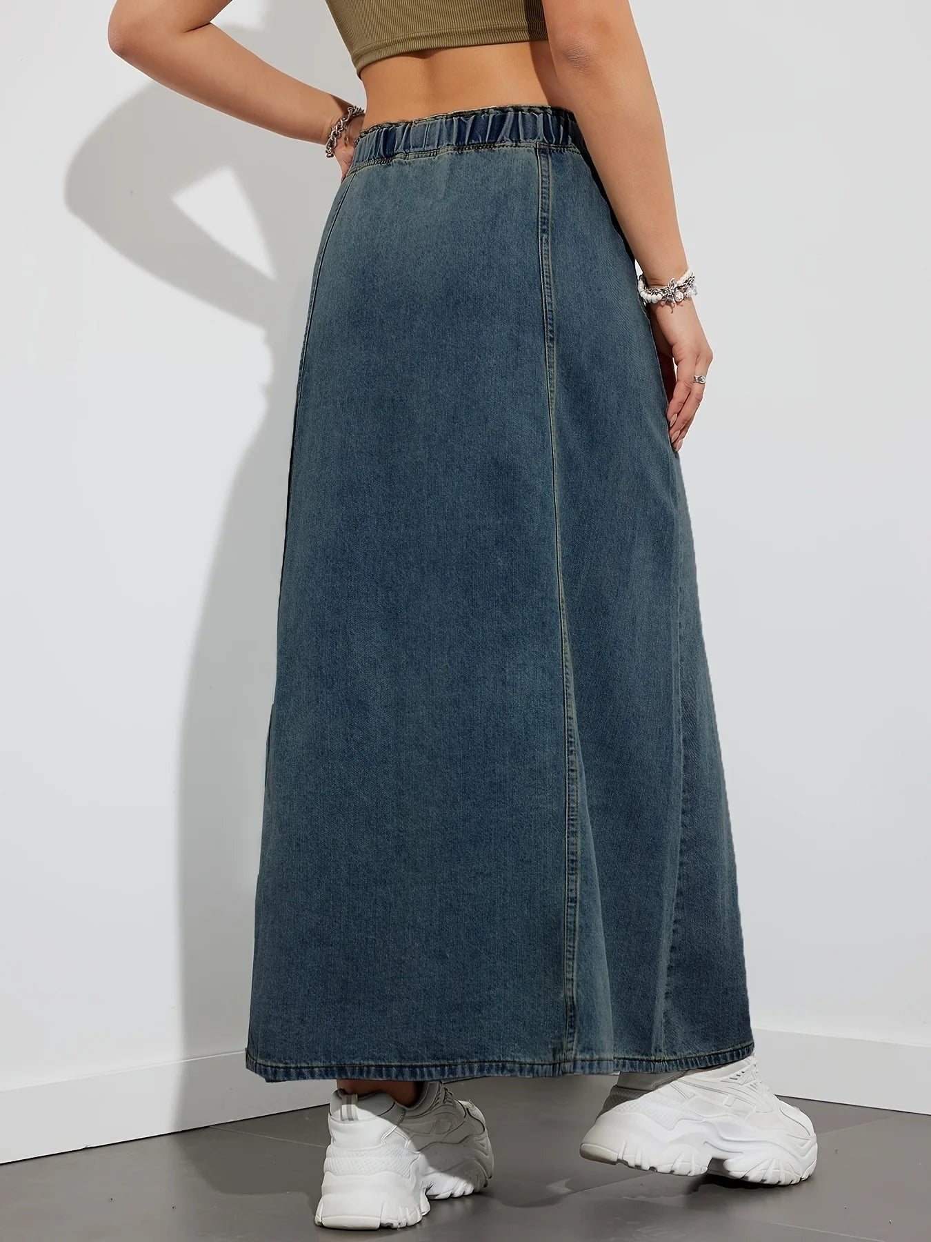 Flatterende denim maxi rok met elastische taille – Arielle