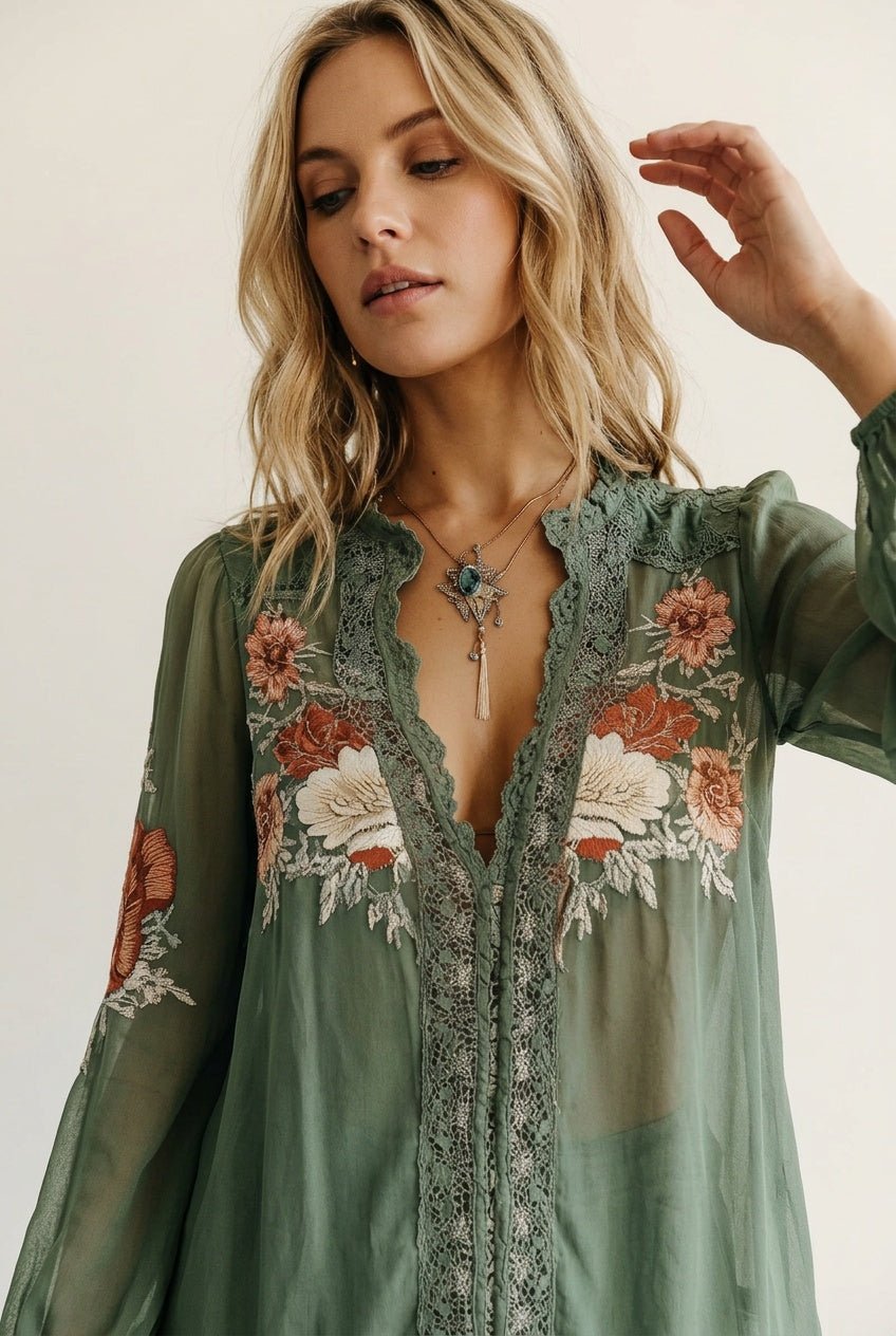 Geborduurde Chiffon Blouse – Victoria