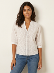 Geborduurde witte blouse dames met V-hals – Emilia