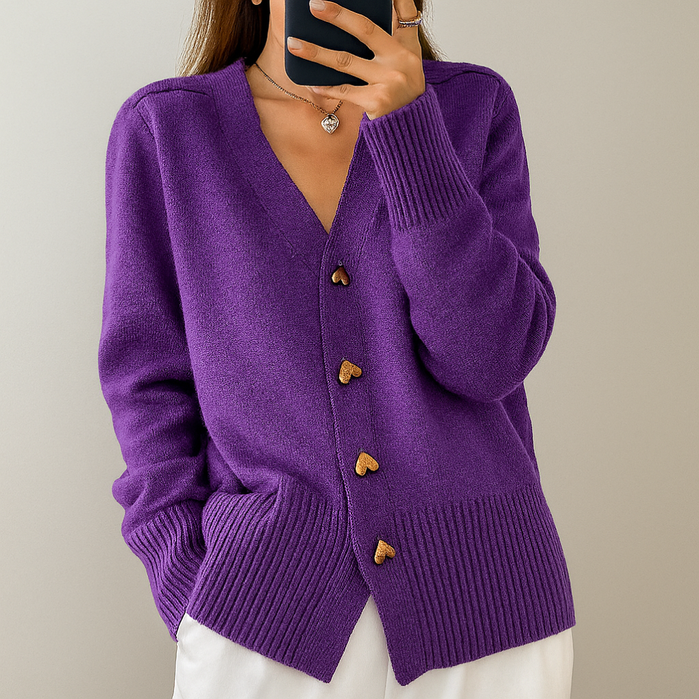 Gebreide cardigan met hartknopen en V-hals – Juliette