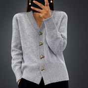 Gebreide cardigan met hartknopen en V-hals – Juliette