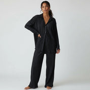 Geplooide dames lounge set met blouse en broek – Amélie