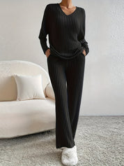 Geribde lounge set dames met V-hals – Elara