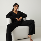 Geribde lounge set dames met V-hals – Elara