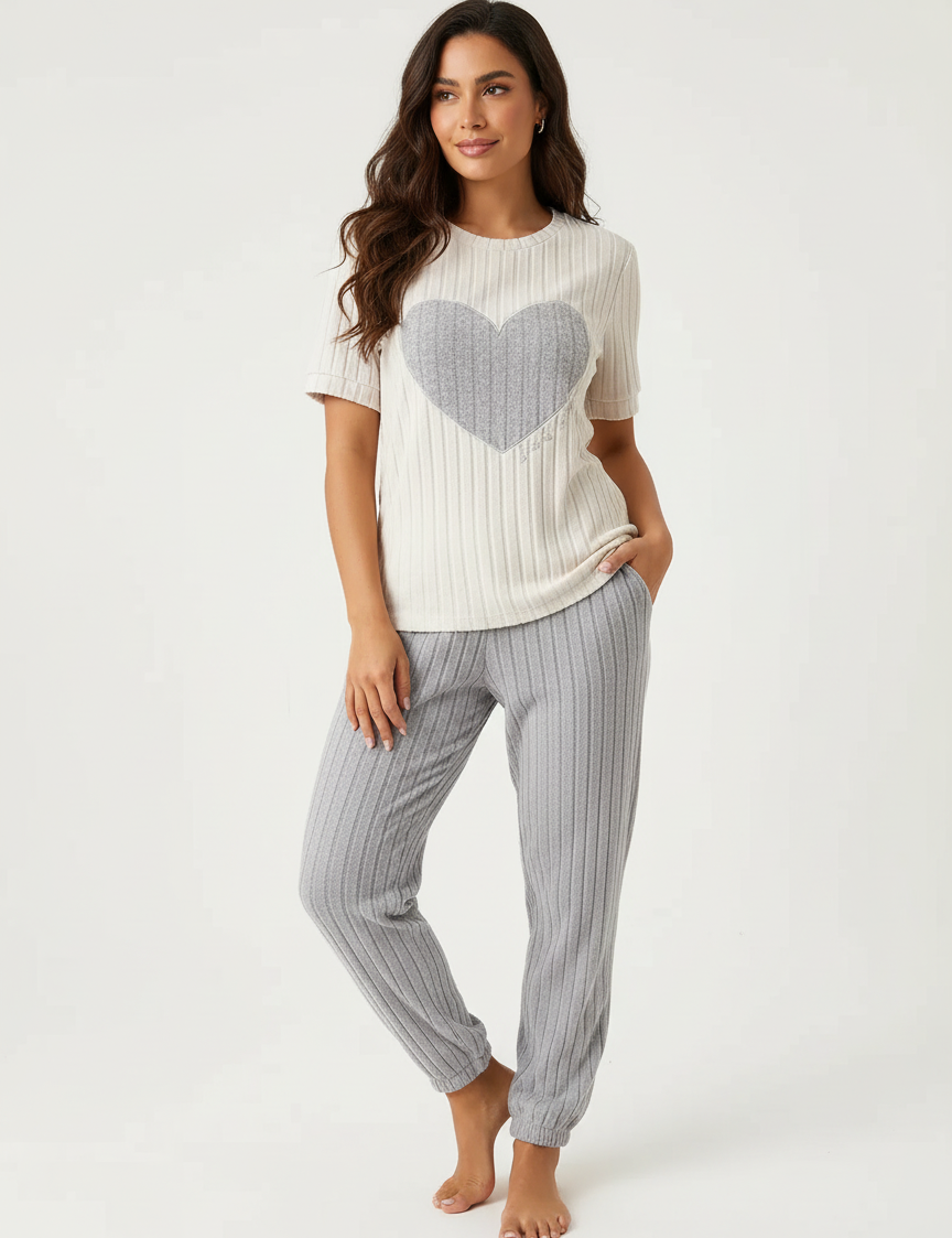 Geribdeloungewearsetdamesmethartdetail_Amore00002.png