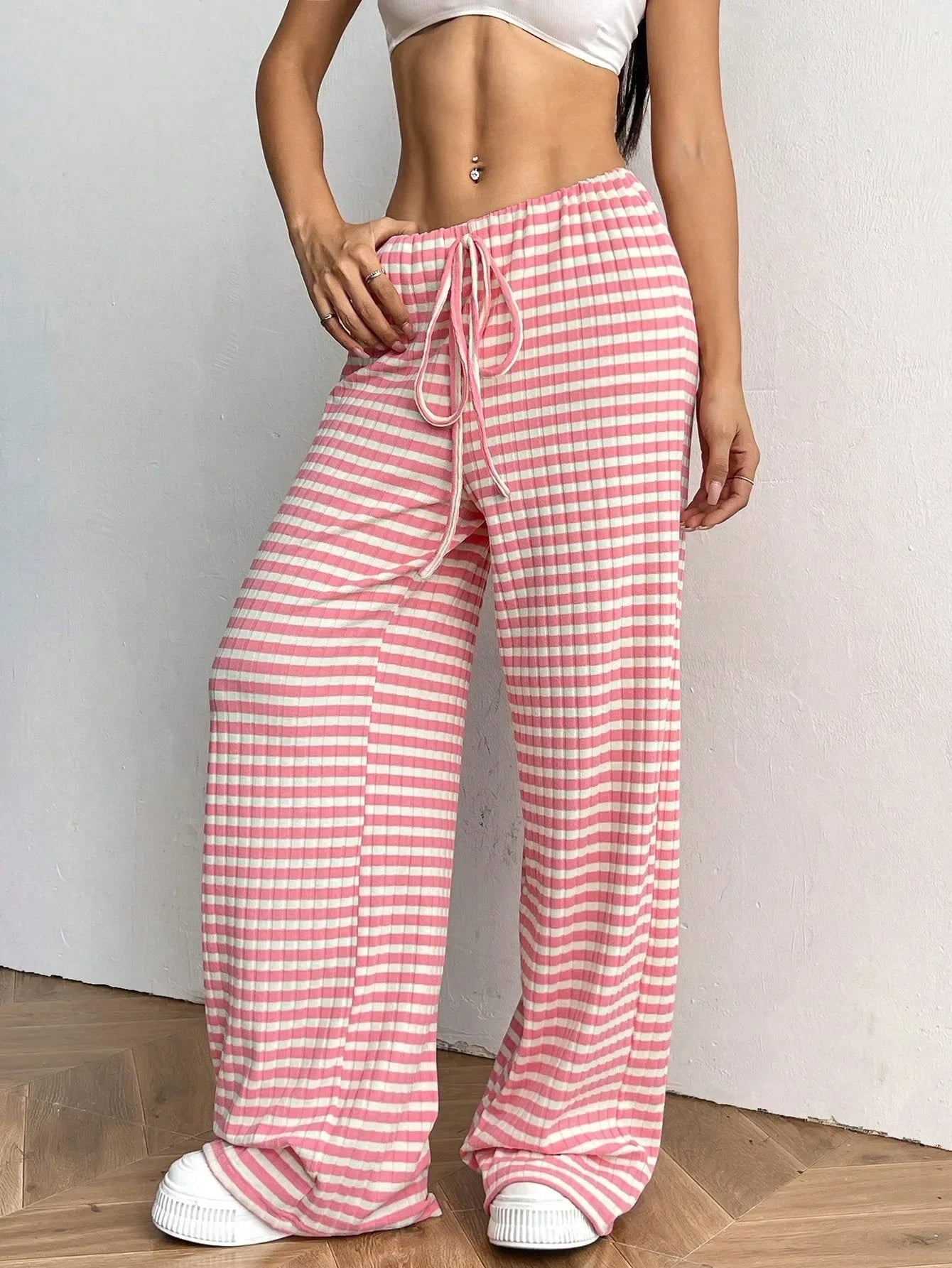 Gestreepte dames lounge broek met wijde pijpen – Mila