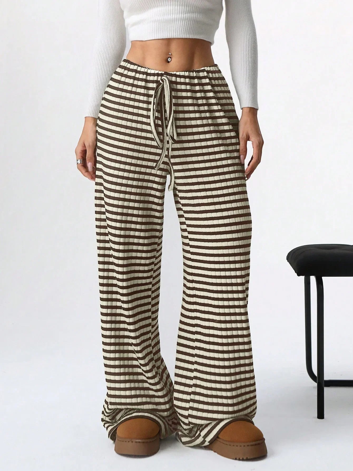 Gestreepte dames lounge broek met wijde pijpen – Mila