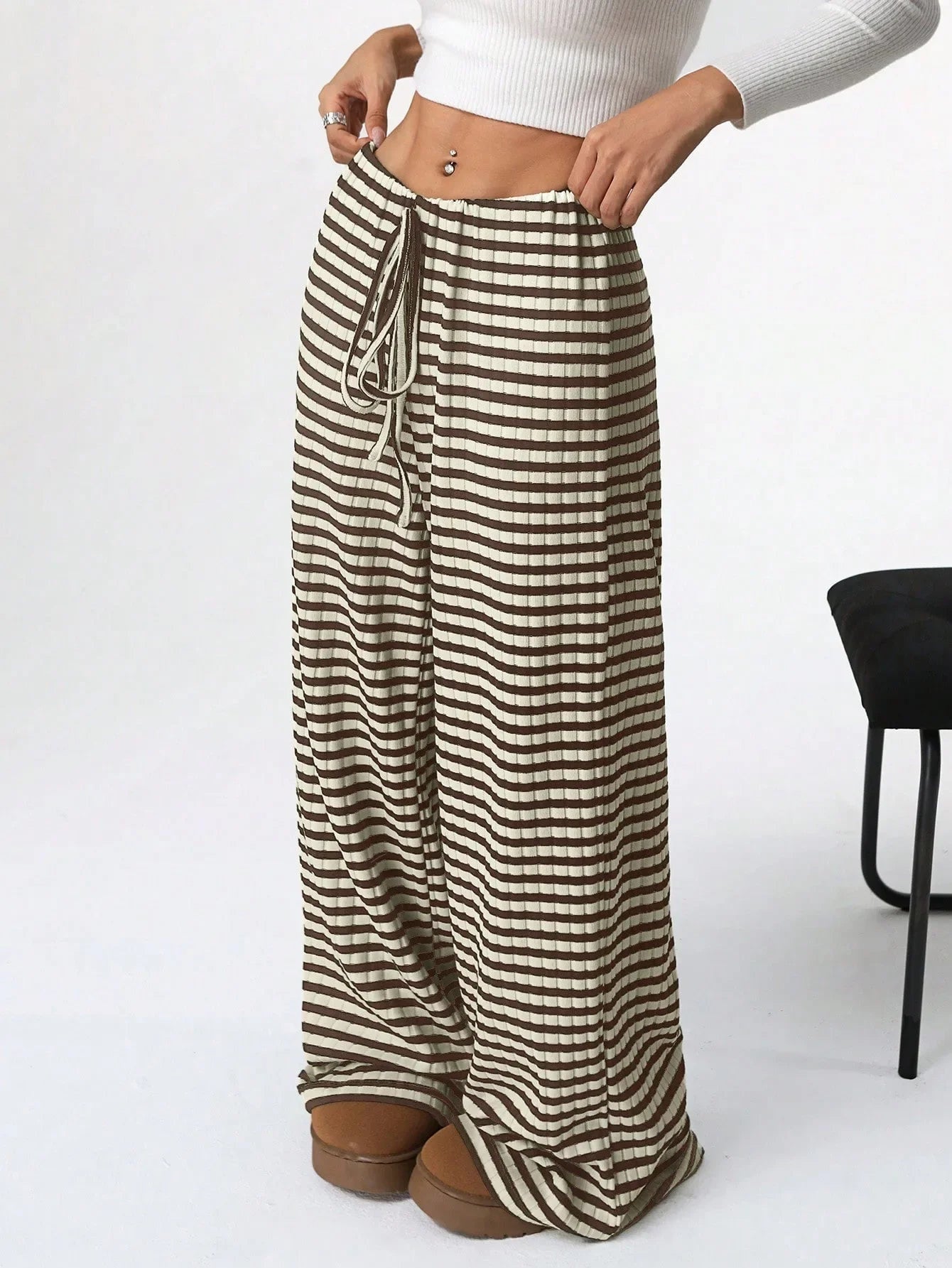 Gestreepte dames lounge broek met wijde pijpen – Mila