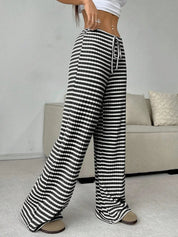 Gestreepte dames lounge broek met wijde pijpen – Mila